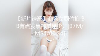 高颜值甜美时尚小美女 白色风衣高挑软软身材